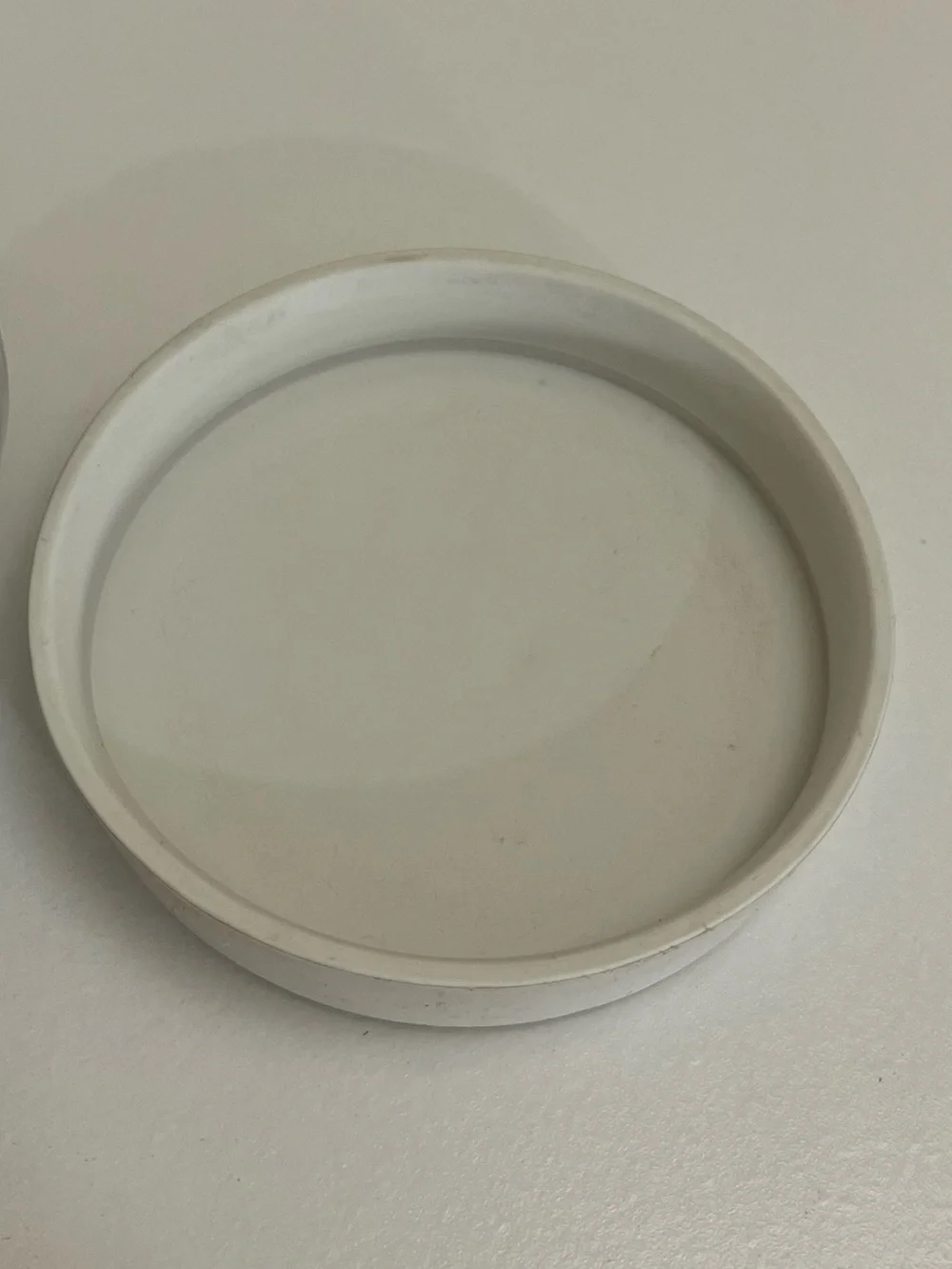 Pampered Chef White Hand Chopper Vegetable Cutter Kitchen Tool